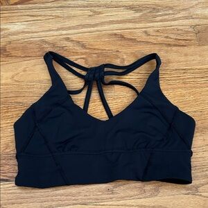 Lululemon size 8 black strappy bra